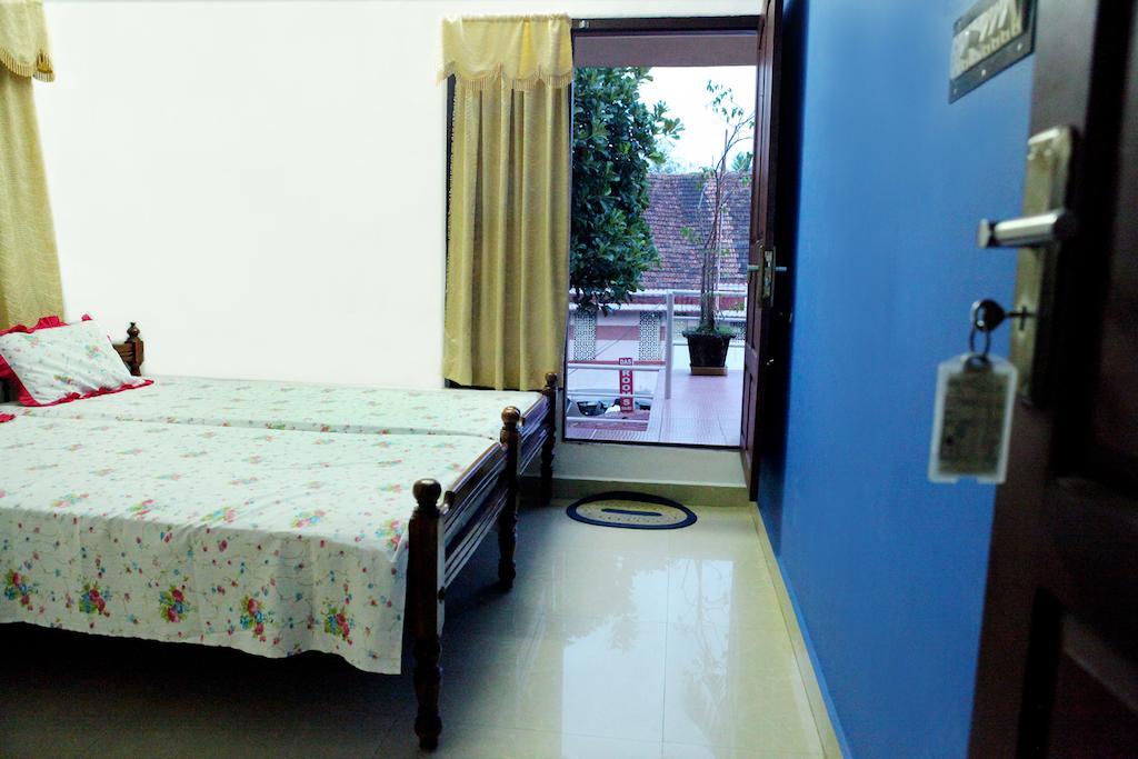 Das Residency Bed & Breakfast Kochi Luaran gambar